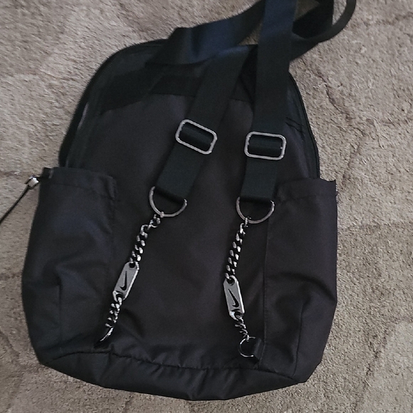 Nike Sportswear Futura Luxe Mini Backpack (10L) - Picture 2 of 3